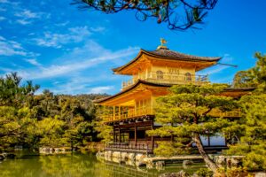 Kinkaku-ji & Ryoan-ji: Your Guide to Kyoto’s Golden Temple and Zen Gardens in Full Spring Bloom