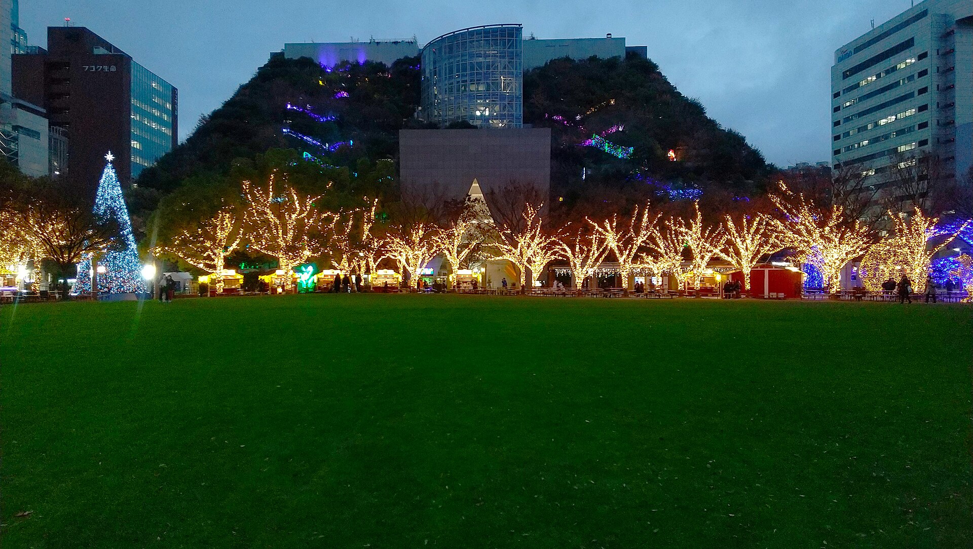 Tenjin Central Park and ACROS Fukuoka