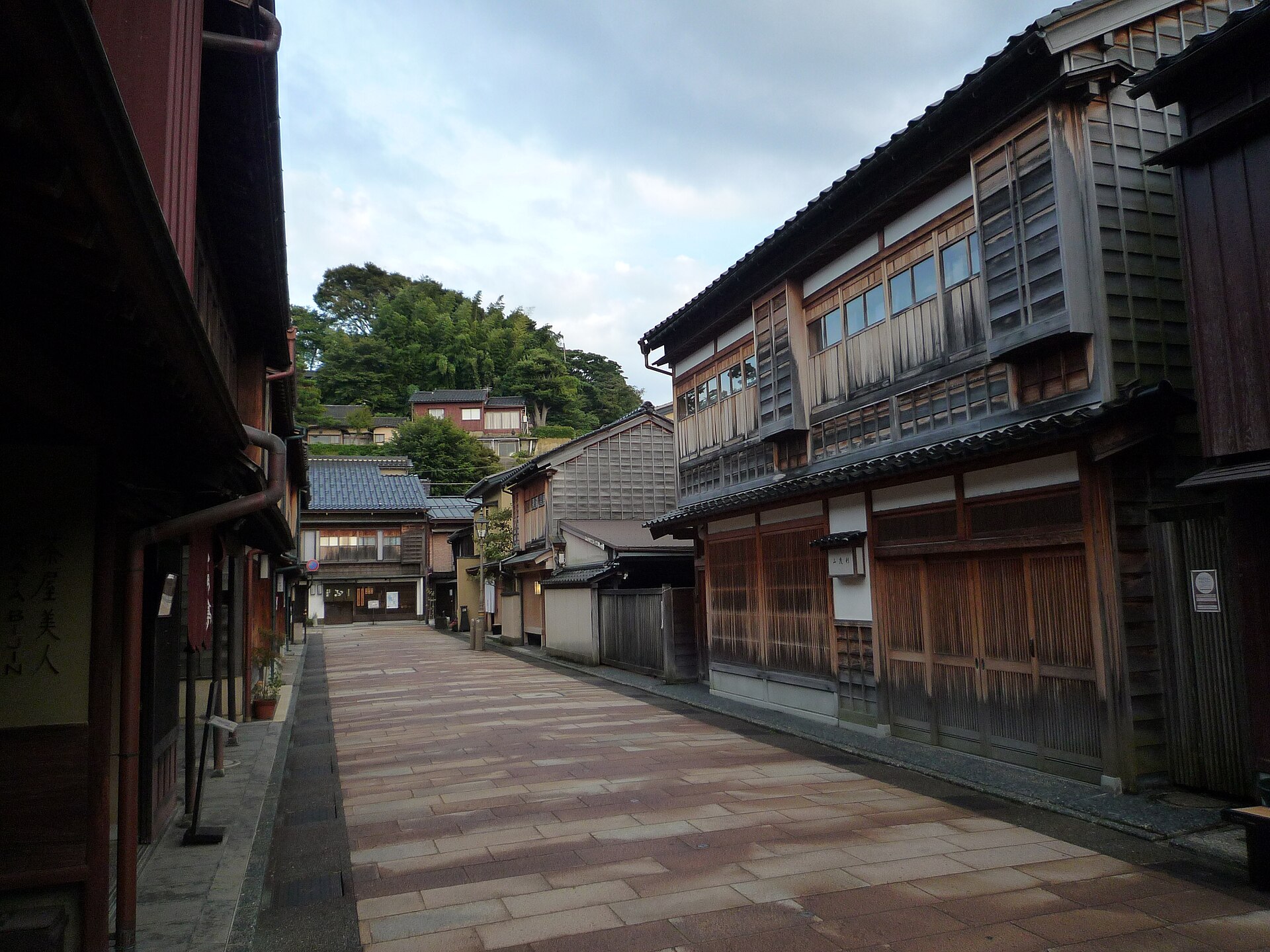 Historic buildings in Kanazawa's Higashi Chaya District