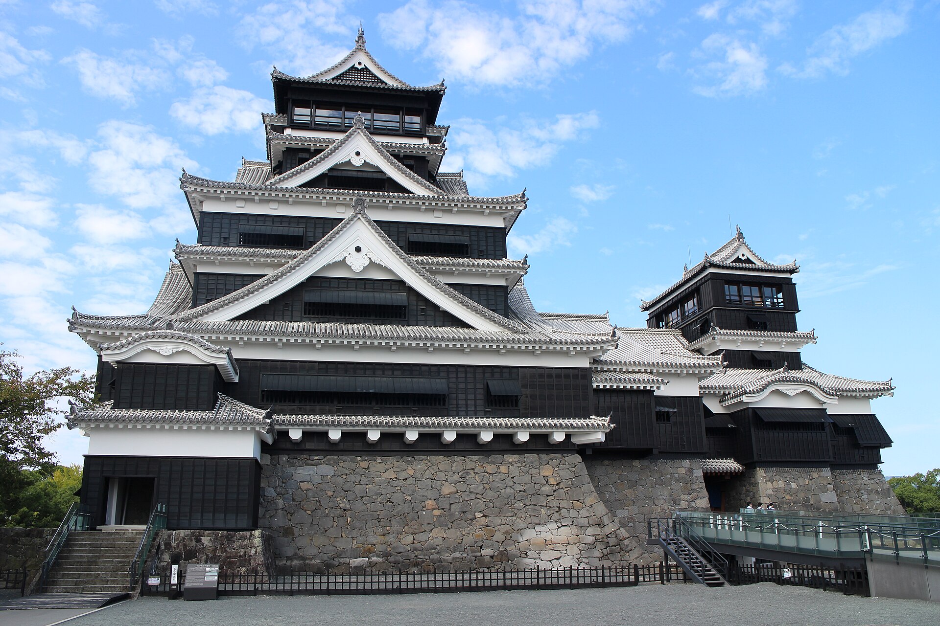 Kumamoto Castle keep tower