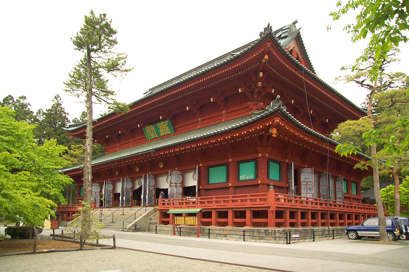 Sanbutsudo exterior at Rinnoji in Nikko