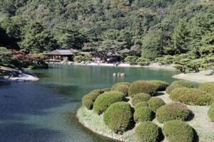 Where to Stay in Takamatsu: Station or Ritsurin Garden?